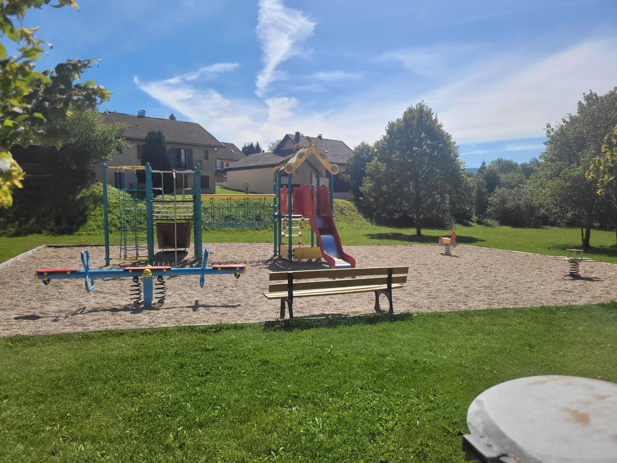 Appartement Le Flocon, Joli Petit Cocon 4 Pers En Rez De Jardin Draps Inclus Les Rousses Extérieur photo