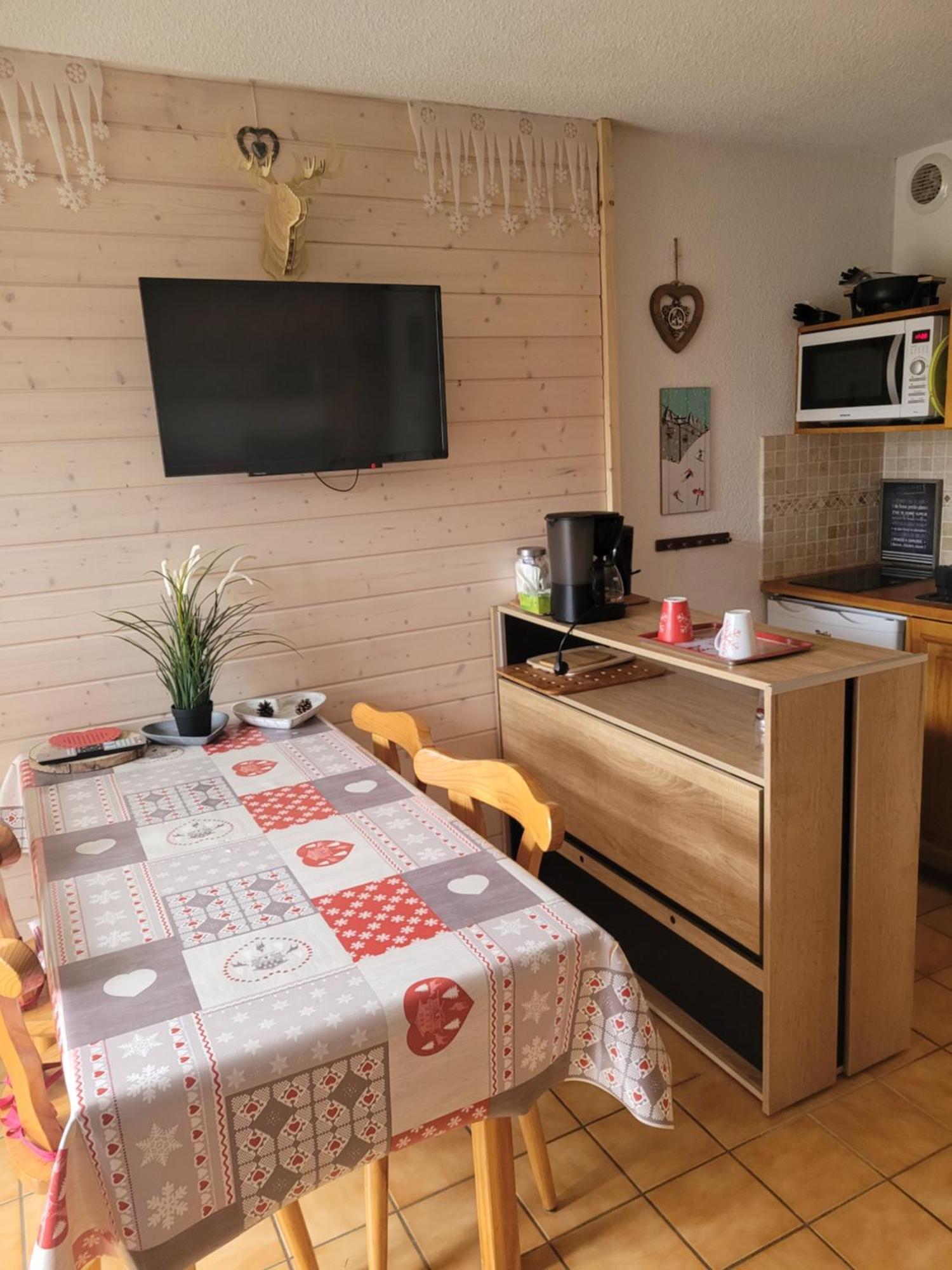 Appartement Le Flocon, Joli Petit Cocon 4 Pers En Rez De Jardin Draps Inclus Les Rousses Extérieur photo